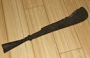 Antigua campana ritual en forma de cuchillo tribu Lobi utilizada en ceremonia Burkina Faso África - Imagen 1 de 6