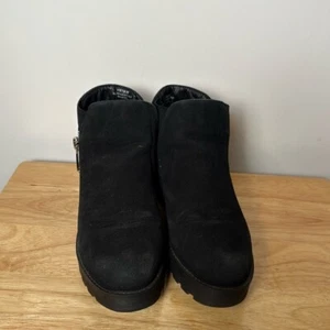 Cushionaire Black Portia Lug Bootie Faux Suede  Women’s size 9M Grunge - Picture 1 of 10