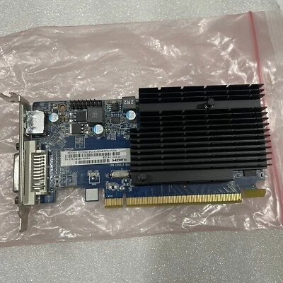 NEW Sapphire ATI AMD 5450 1GB DDR3 PCI-E Low profile Video Card 299-AE164-000SA - Image 1 of 3