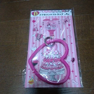 Mermelady & Kuromi Pink Heart Smartphone Hand Strap with Badge Used - Picture 1 of 2