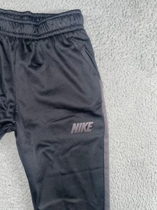 Nike Dri Fit Pants Boys XL Elastic Waist Track Sweatpants Basketball Activewear - Picture 1 of 12