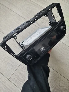 VW Up Faceligt Radio Phone Bluetooth - 1S0035869B - Picture 1 of 4