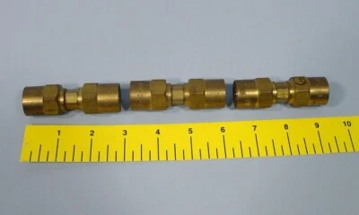 Lot of 3 BPT Hydraulic Compression Coupler Male to Male 3/8 X 3/4 (QTY 3) - Image 1 of 4