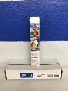 Pantone GG6103 beschichtete Farbbrücke Referenzhandbuch Plus Serie neu mit Box - Bild 1 von 5