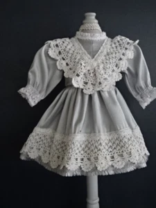 Kleid aus Seide Blau für Puppe Antik Oder Modern - Bleuette, Steiner Dolls - Picture 1 of 3