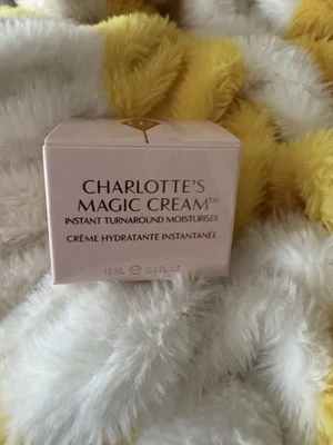 Charlotte Tilbury Magic Cream Instant Turnaround Moisturizer 15ml / 0.5oz New - Image 1 of 4