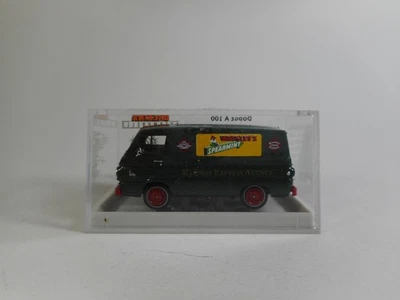 Brekina Dodge A100 Van Railway Express 34362 1:87 Modello Finitto - Immagine 1 di 4