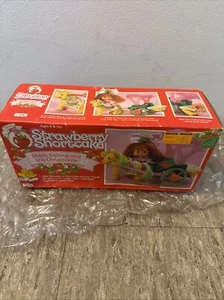 Strawberry Shortcake Vintage Maple Stirrup and the Oatsmobile THQ New Sealed - Picture 1 of 9
