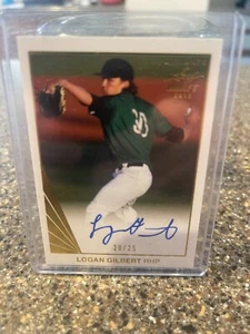 2018 LEAF ULTIMATE DRAFT MARINER'S LOGAN GILBERT ON CARD AUTOGRAPH RC #'D 11/25 - Picture 1 of 2