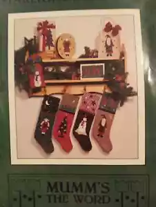 Debbie Mumm Stockings Sewing Pattern Christmas Applique Patterns - Picture 1 of 2