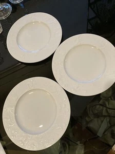 Platos de almuerzo Rosenthal FLAUTA MÁGICA blancos 8 3/4" (3) del danés Bjorn WIINBLAD - Imagen 1 de 11