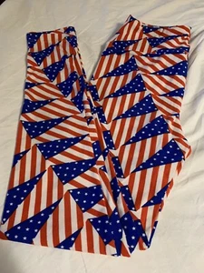 LuLaRoe Leggings Tween Rosso Bianco Blu Stelle Strisce Stampa Bandiera Leggings - NUOVO - Foto 1 di 3
