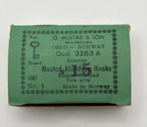 Vintage Box of 100 Mustad & Son No. 1 Fishing Hooks Norway 3263 A Bronze - Picture 1 of 2