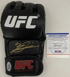 Dricus Du Plessis Signed Autographed UFC Glove PSA/DNA COA Champ - Picture 1 of 2