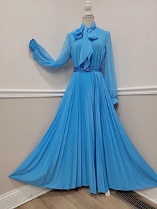 Maxi ABITO DA HOSTESS FISORDIANA VINTAGE ANNI 70 TURCHESE ELEGANZA PER TUTTE LE OCCASIONI - Foto 1 di 13