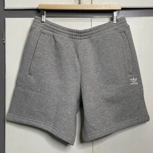 Adidas Damen Sweatshorts Original hellgrau *einmal getragen Reißverschlusstaschen - Bild 1 von 7