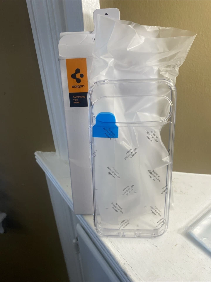 Funda Spigen ultra híbrida cristalina para Google Pixel 9 Pro XL Foto 1 de 2