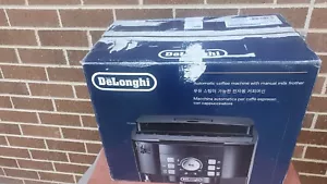De'Longhi Magnifica Fully Automatic Coffee Machine Black ECAM12122B - Picture 1 of 8
