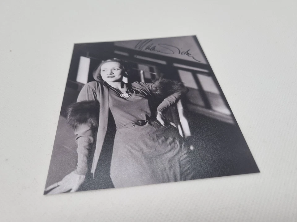 MARLENE DIETRICH Repro-Autogramm - ca. 10x13 - (130) - Bild 1 von 1