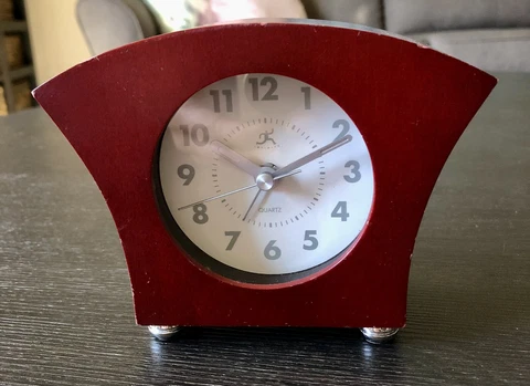 Infinity Art Deco Mahogany Footed Clock Unique 4 1/4” Tall Excellent Working Cover