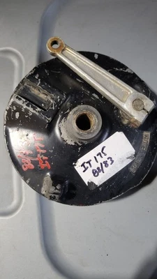 Yamaha IT400 IT175  YZ125  Front Brake Backing Plate 1W1-25016-11-98 - Image 1 of 2