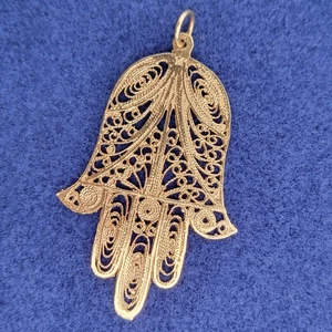 Colgante de filigrana de oro 14k Hamsa mano de Fátima 2,96 g - Imagen 1 de 4