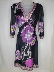 Sweet Women's Dress Sz 6 Black Purple Half Sleeve Knee Length Polyester Spandex - Picture 1 of 9