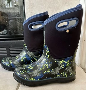 BOGS Kids Classic Blue Axel Pattern Waterproof Snow Rain Boots -30 Size 6 - Picture 1 of 12