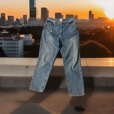 Urban Outfitters BDG High Rise Baggy Mom Jeans Size 31 - Image 1 of 3