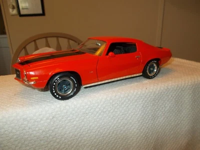 Chevrolet Camaro Z28 1970 ERTL ESCALA 1/18 Foto 1 de 4