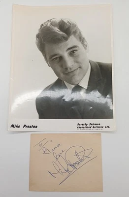 C2409/ Mike Preston UK Sänger Autogramm +  Foto  25,5, x 20,5 cm  ca.1968 - Bild 1 von 2