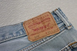 Levi's 505 Regular Fit Straight Rugged Denim Blue Jeans Mens Sz 35 x 30 - Picture 1 of 11