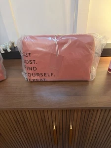 Beis x Rare Beauty Bundle (Large Pouch + Blush Case) WORTH *IN HAND* SHIPS NOW - Picture 1 of 2