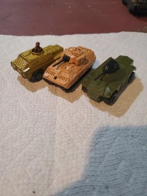 Matchbox Diecast Military Car Lot x3: British/US Military Armored Vehicles - Image 1 of 3