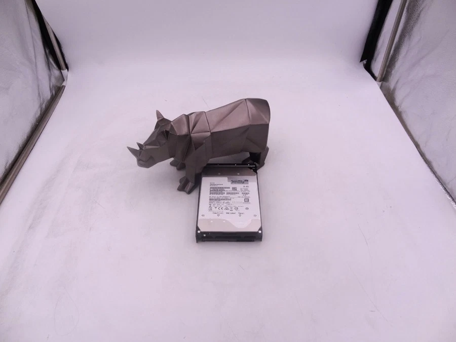 857968-001 HP 10TB SATA 6G Business Critical 7.2K LFF Drive 857650-B21 - Image 1 of 1