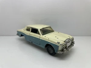 CORGI TOYS ROLLS ROYCE H.J. MULLINER PARK WARD SILVER SHADOW 48 - Foto 1 di 10