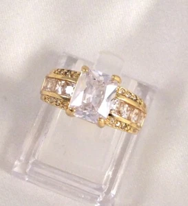 Vintage Jewelry Yellow Gold Ring with White Diamonds Antique Deco Jewellery - Picture 1 of 11