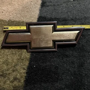 Chevy Bow Tie Front Grill Oem 80’s - Picture 1 of 10