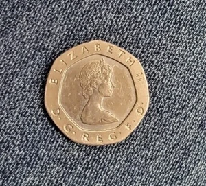 England Queen Elizabeth II 20 Pence Münze 1982 RAR Umlaufmünze - Bild 1 von 2