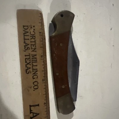 老式狩猎生存锁后口袋刀黄铜单刃  — 第 1/4 张图片