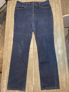 Pantalones de mezclilla elásticos de pierna recta azul oscuro de 10 pantalones clásicos St John's Bay para mujer - Imagen 1 de 5