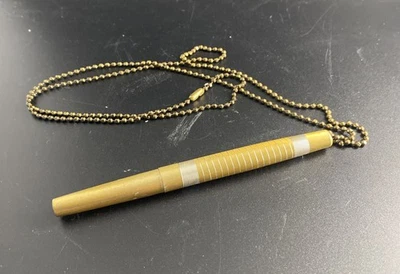 Collar de cadena de bolígrafo a rayas tono latón dorado plata vintage necesita tinta Foto 1 de 4