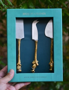 Anthropologie Birds of Feather Set mit drei Käsemessern - Bild 1 von 5