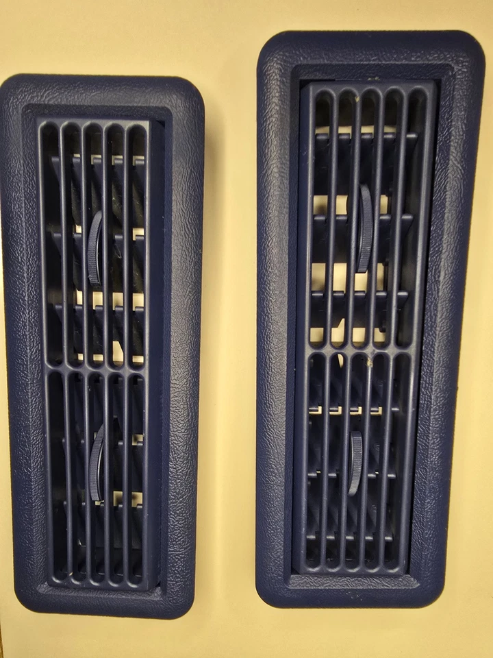 GM Chevy GMC Roof Vent AC Heat 15675652 Suburban Tahoe Astro Dark Blue 92-99 SET - Image 1 of 2