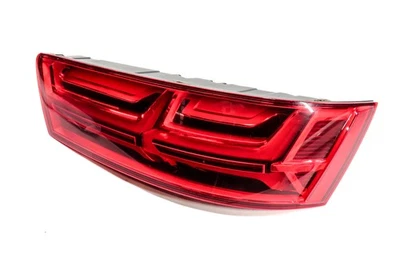 17-19 AUDI Q7 (4M) LANTERNA TRASEIRA DIREITA PORTA-MALAS DO PASSAGEIRO LÂMPADA LED LUZ DE FREIO - Imagem 1 de 4