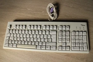 Clavier Vintage Fujitsu QWERTY 5Pin Keyboard EN Great Condition Excellent - Picture 1 of 12