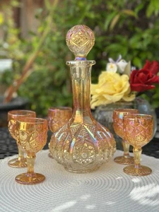 Decanter in vetro carnevale imperiale margherita bottone calendula con 5 bicchieri usato in ottime condizioni - Foto 1 di 11