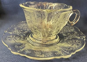 Orchid Crystal Cup and Saucer Heisey Glass Company - Picture 1 of 3