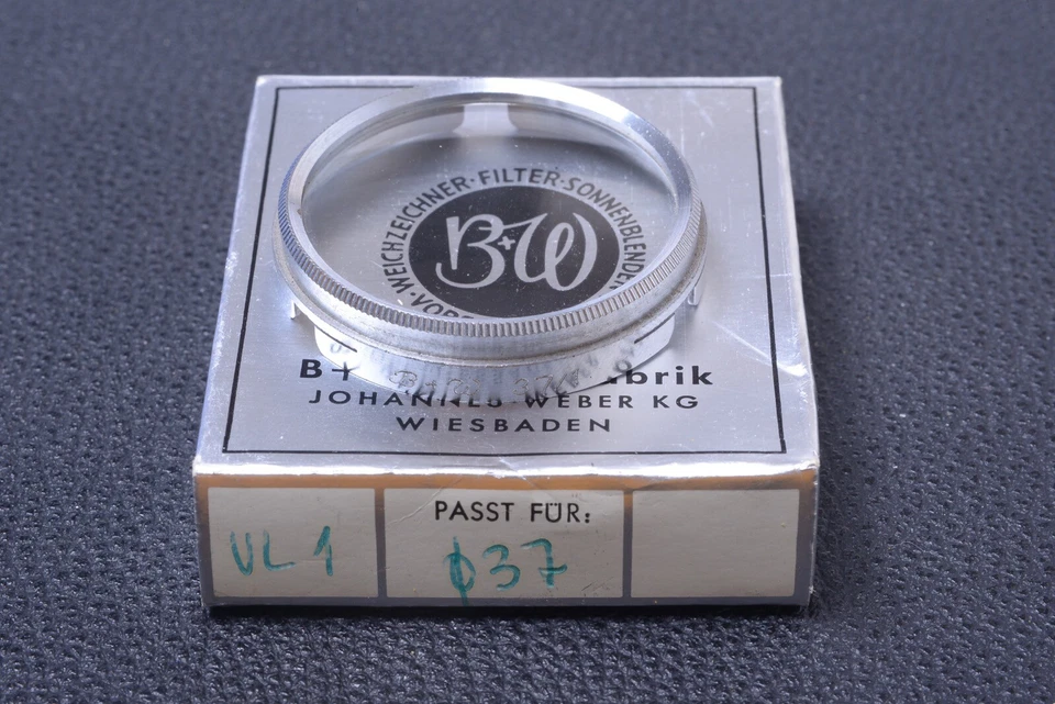 ✅ B & W SCHNEIDER CLOSE-UP VL1 37MM FILTER GENUINE LENS OR CAMERA W/ BOX 102-4 - Image 1 of 2