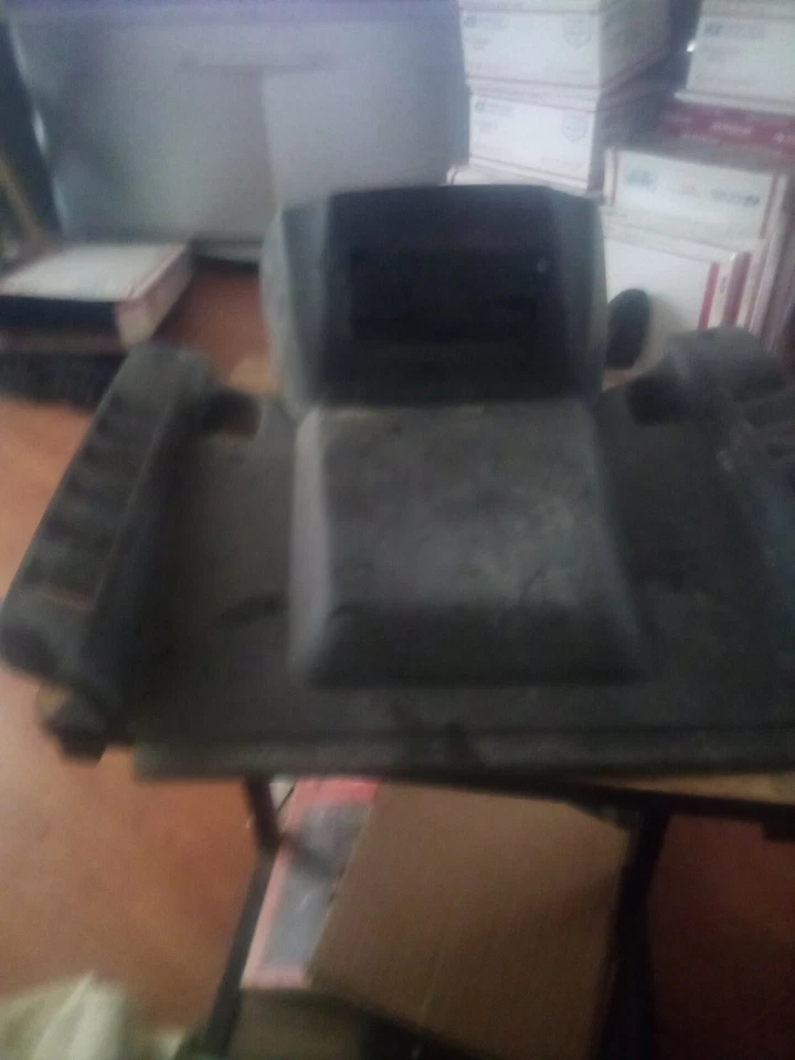 2007 yamaha grizzly 400 hood - Image 1 of 4